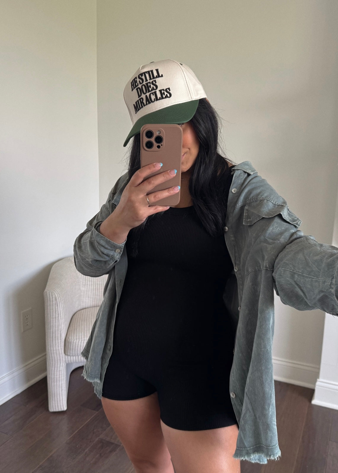 He Still Does Miracles Trucker Hat - GREEN