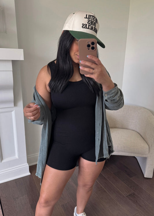 He Still Does Miracles Trucker Hat - GREEN